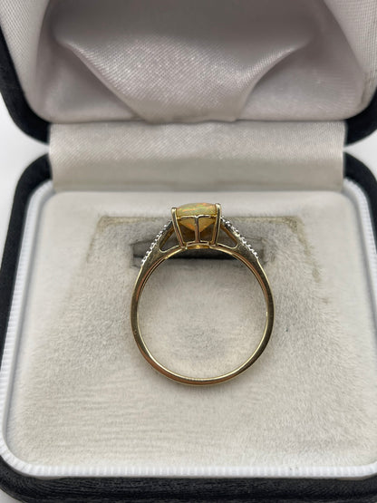 9ct gold opal and diamond ring