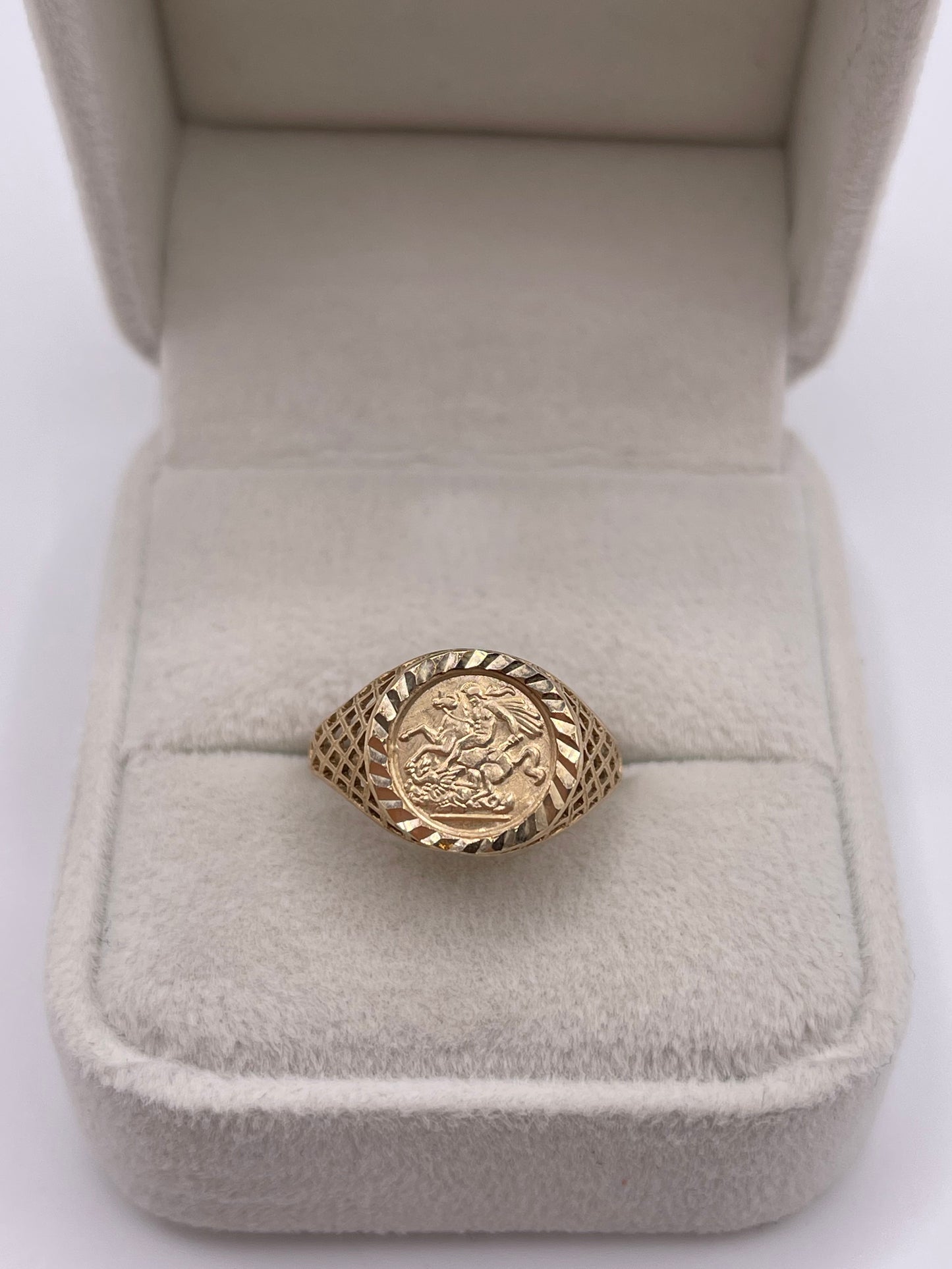 9ct gold St George ring