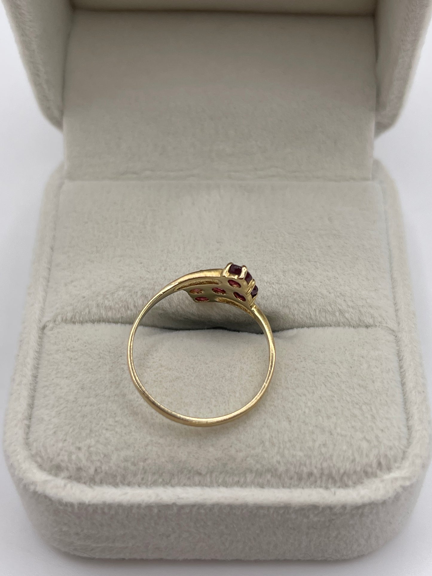 9ct gold ruby ring
