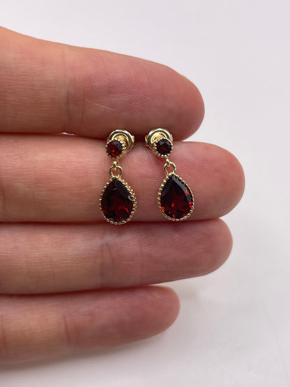 9ct gold garnet earrings
