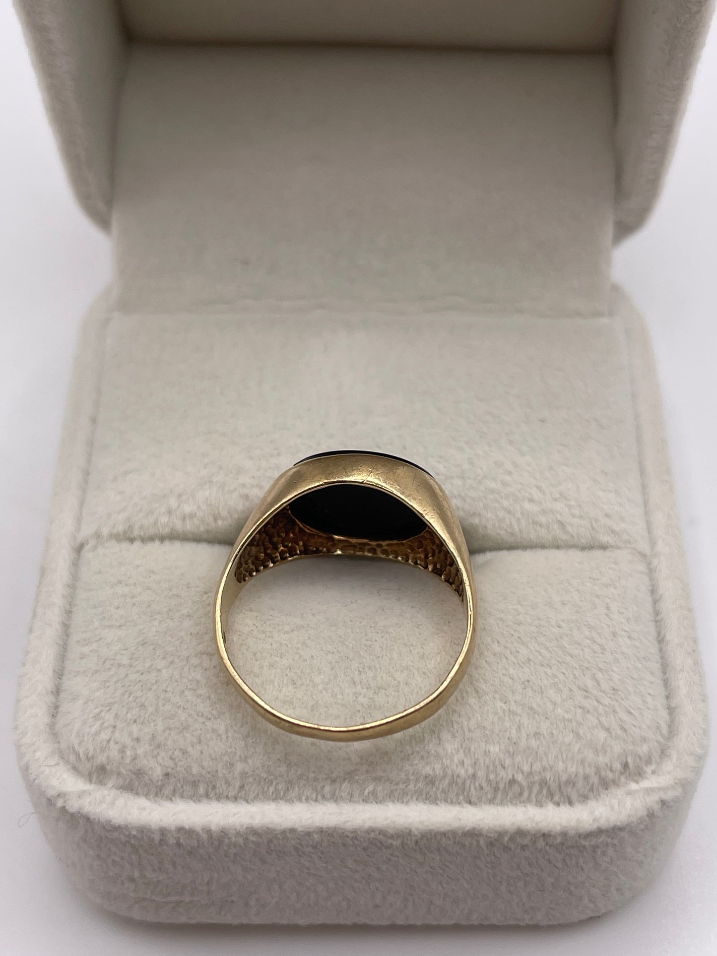 9ct gold onyx signet ring