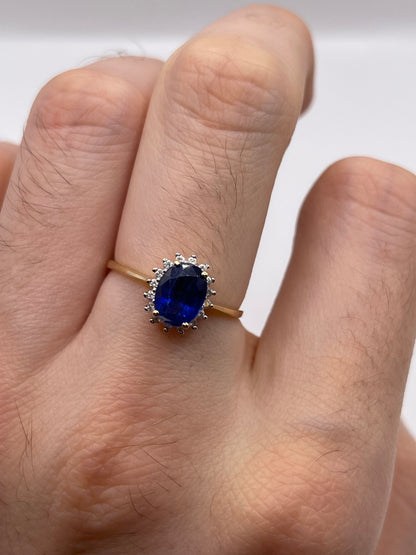 9ct gold kyanite and zircon ring