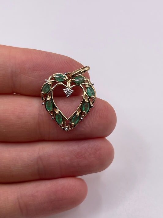 9ct gold emerald and diamond heart pendant