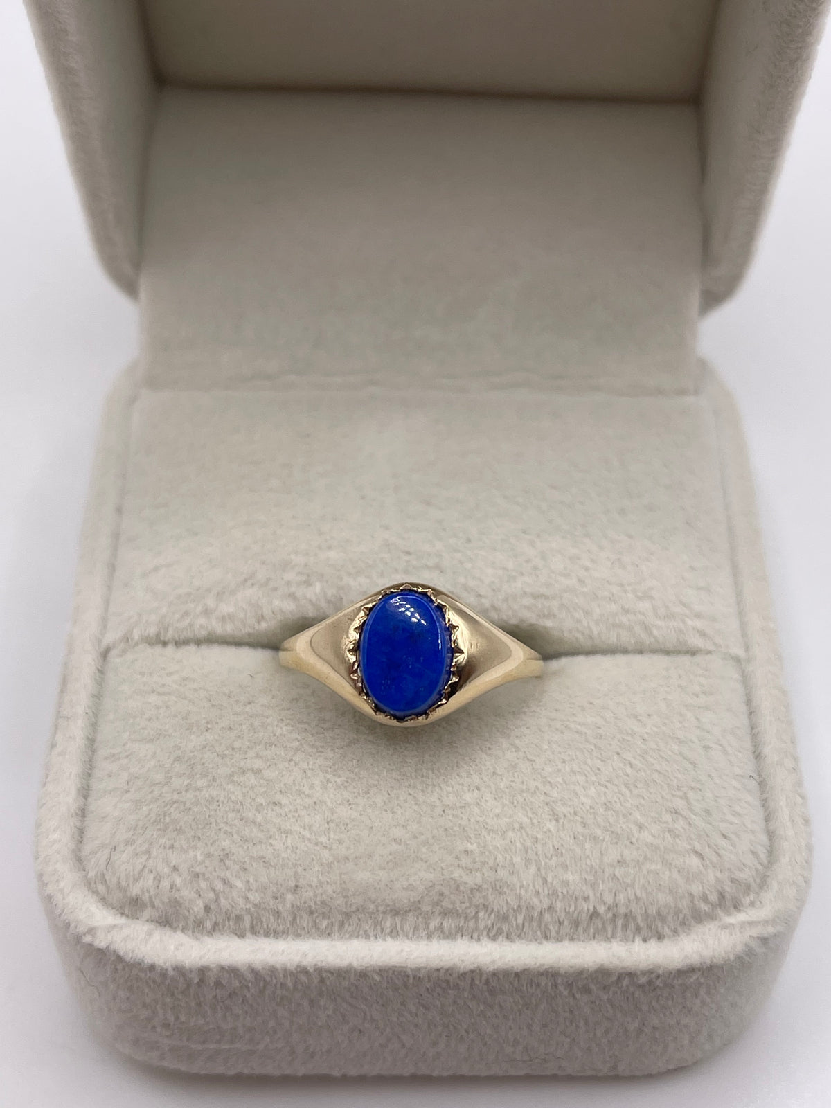 9ct gold lapis lazuli signet ring