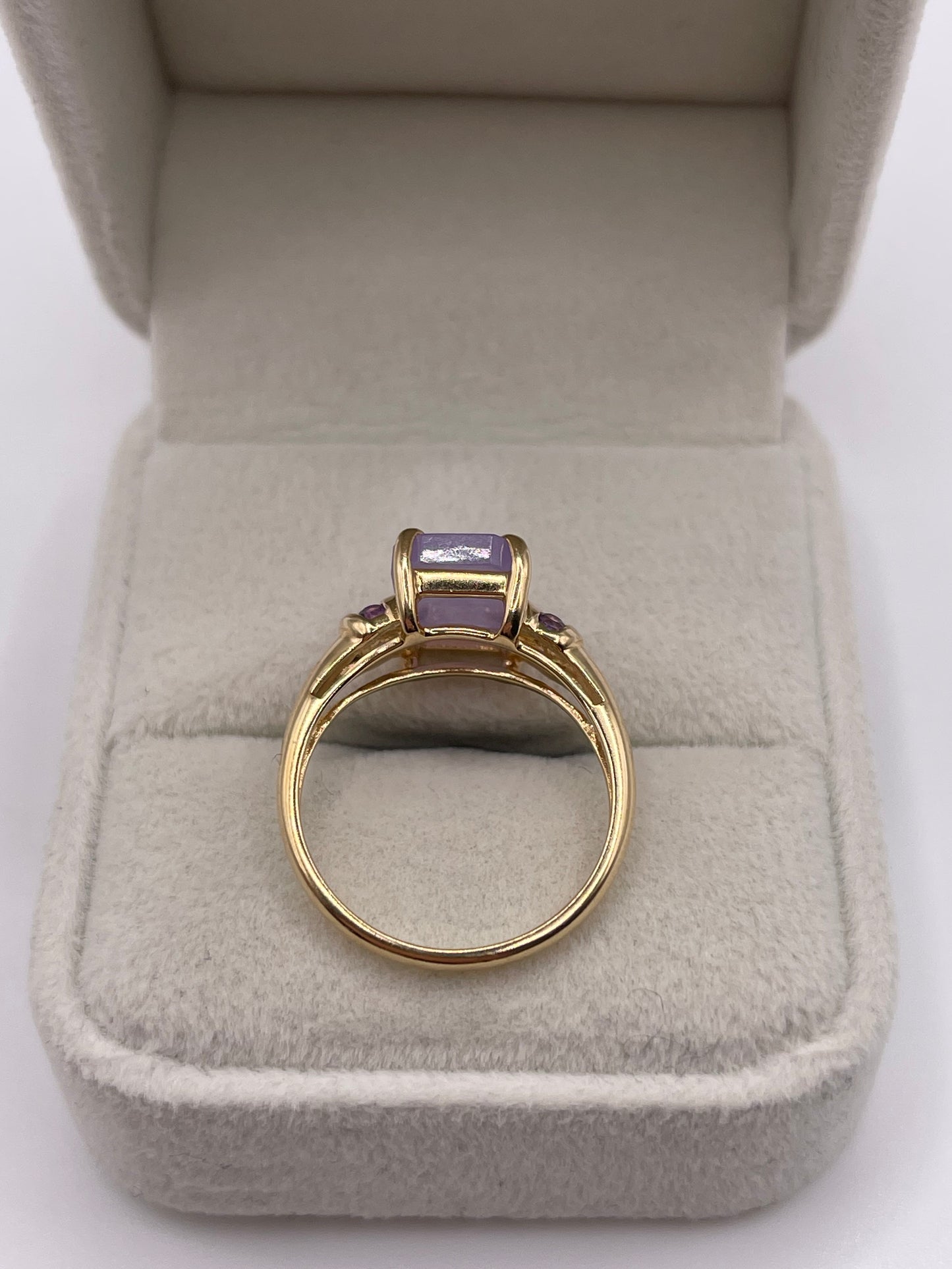 9ct gold jade and amethyst ring