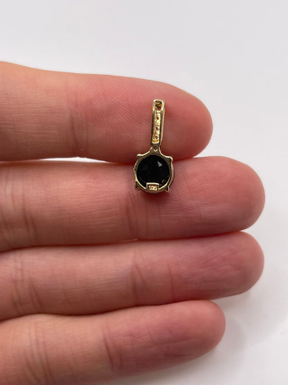 9ct gold spinel and zircon ring