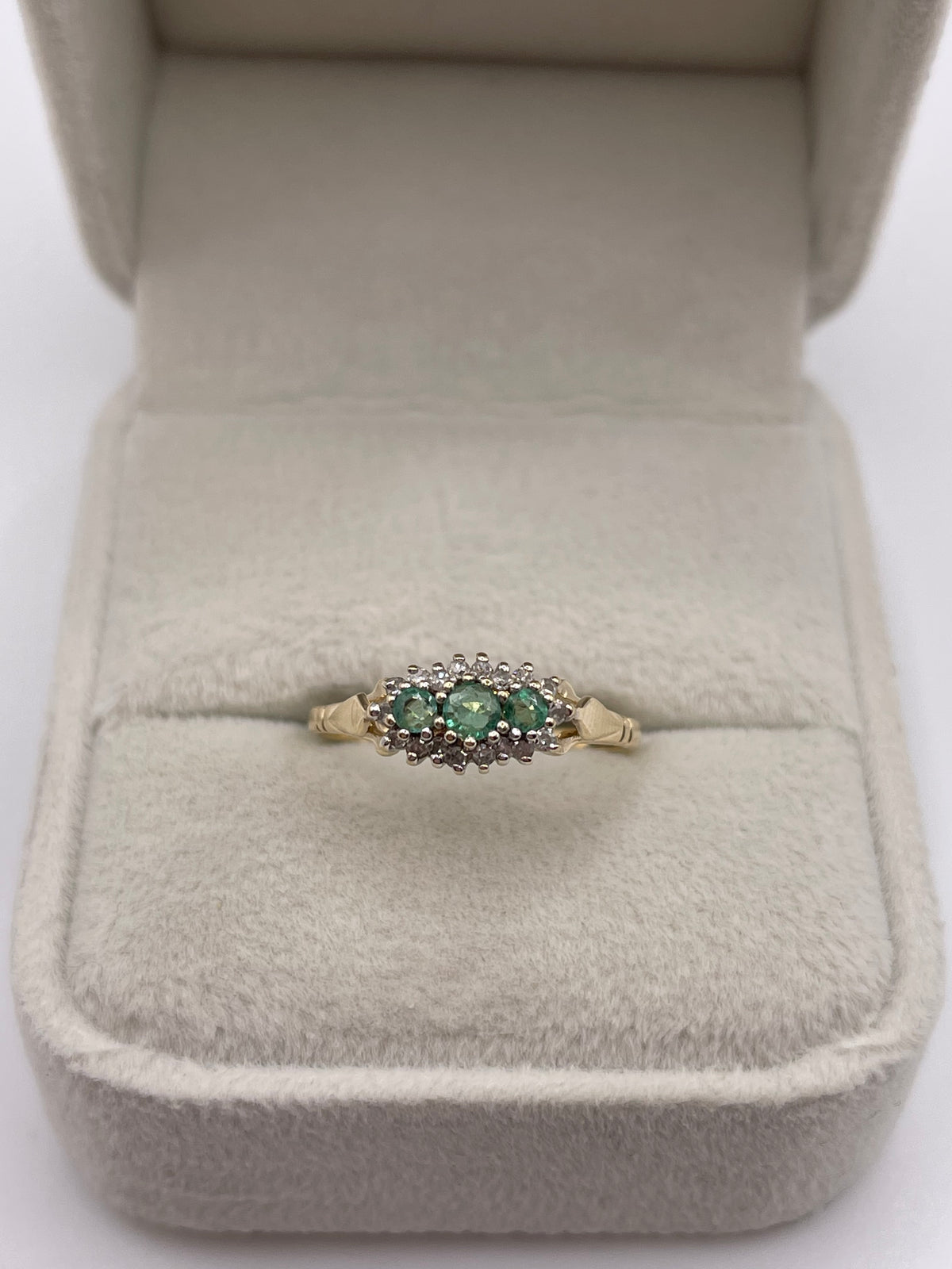 9ct gold emerald and diamond ring