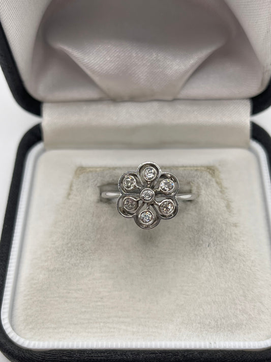 18ct white gold old cut diamond ring
