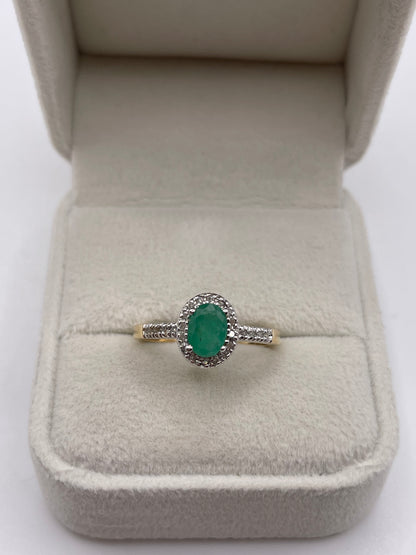 9ct gold emerald and diamond ring