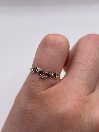 9ct gold ruby and diamond wishbone ring