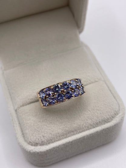 9ct gold tanzanite ring