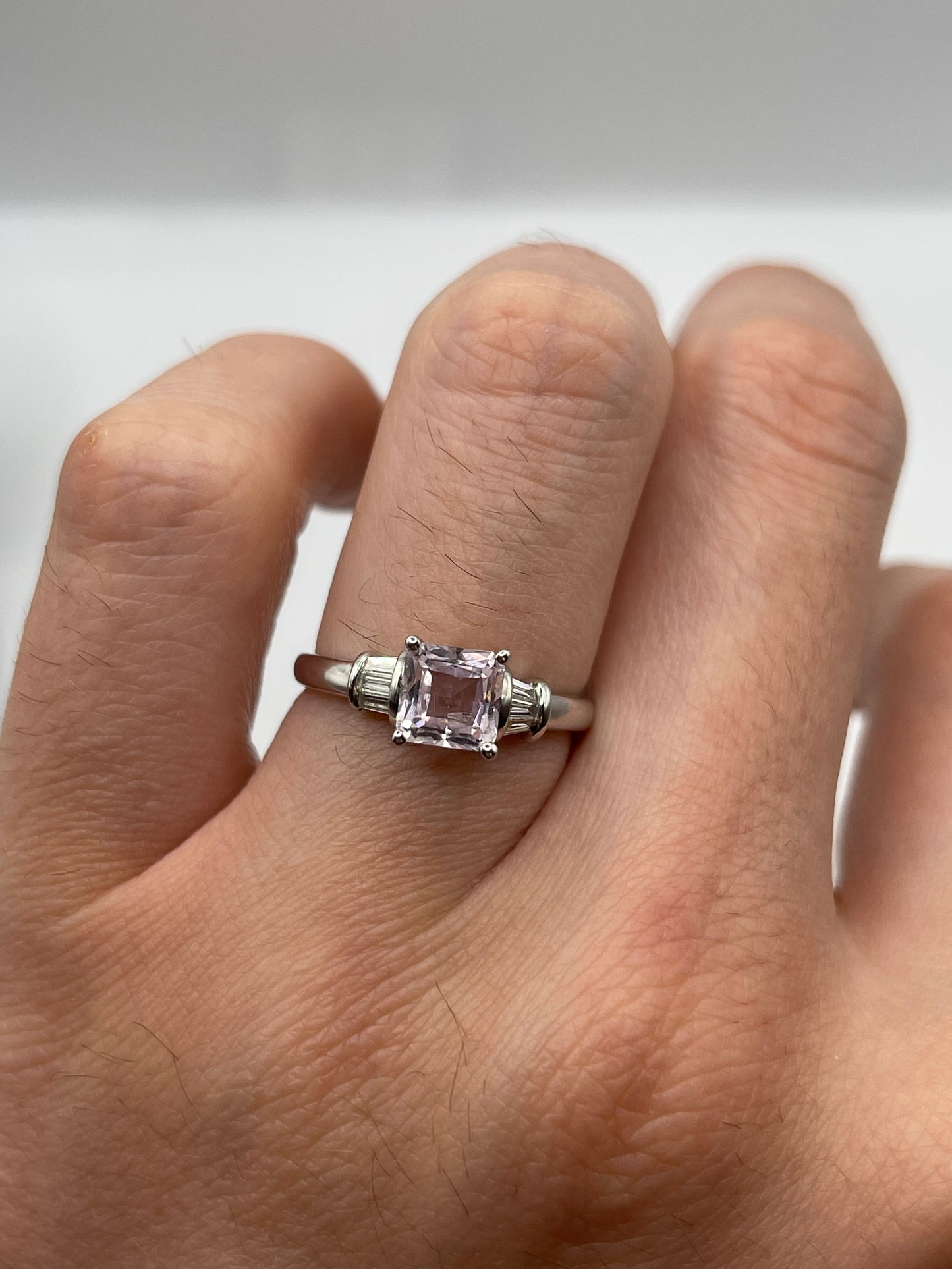 9ct white gold kunzite and diamond ring