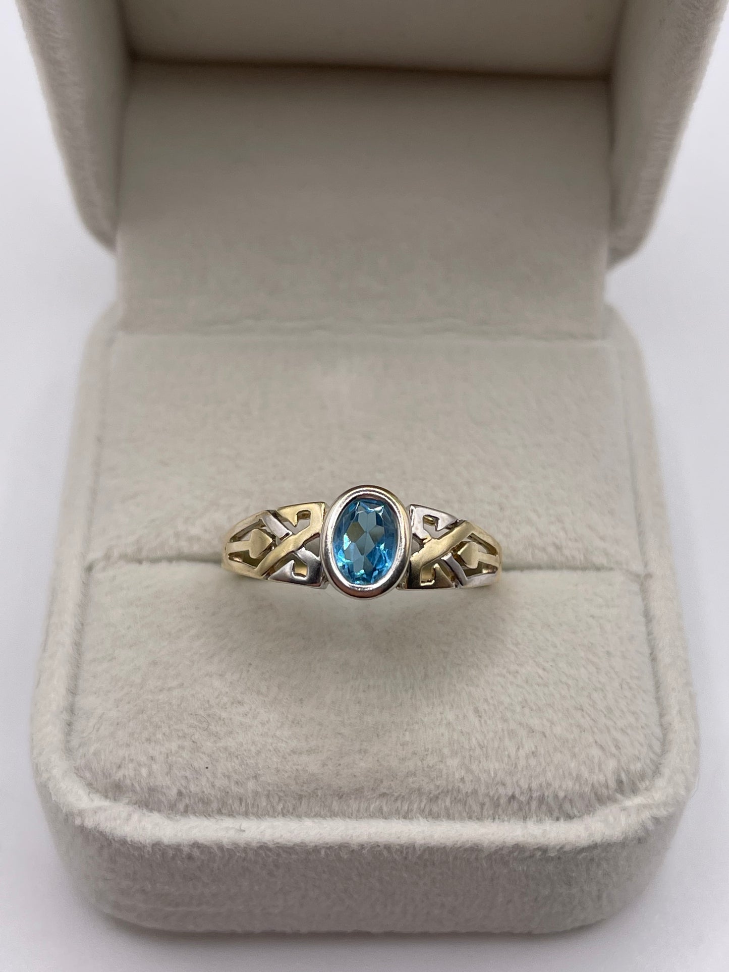 9ct two tone gold topaz ring