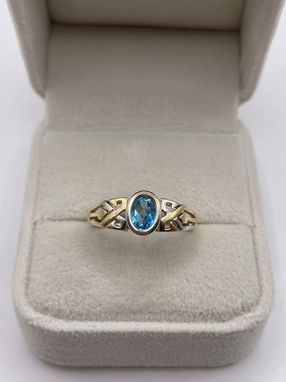 9ct two tone gold topaz ring