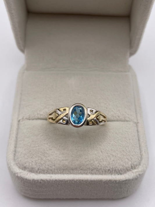 9ct two tone gold topaz ring
