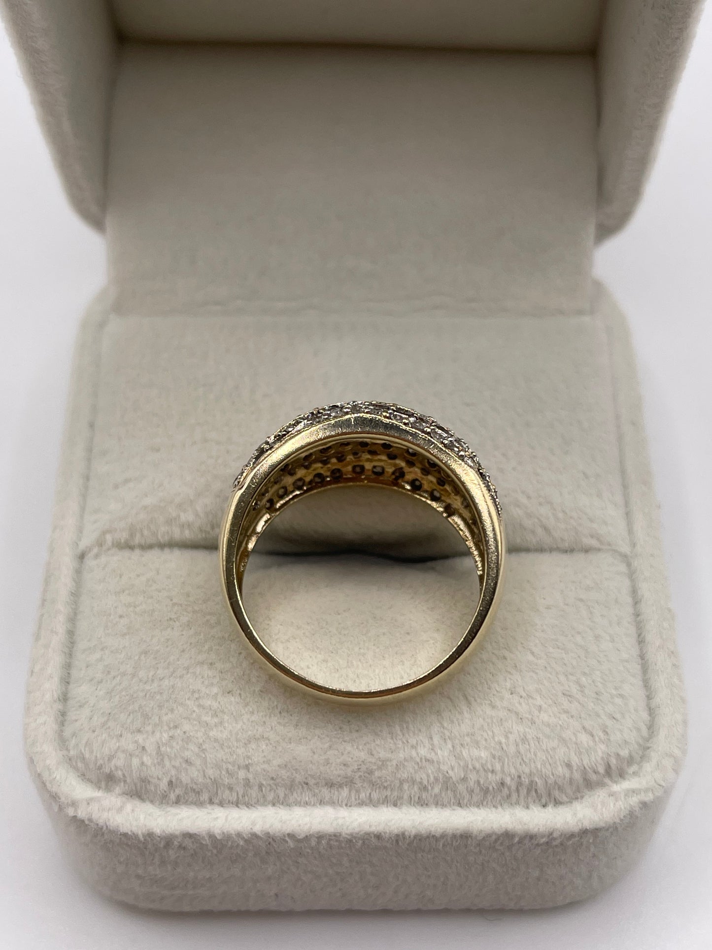 9ct gold diamond cluster ring