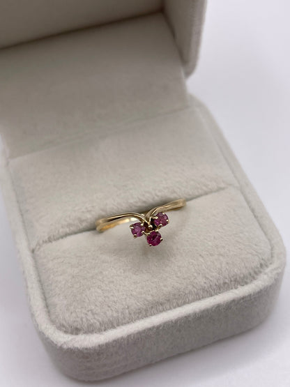 9ct gold ruby wishbone ring