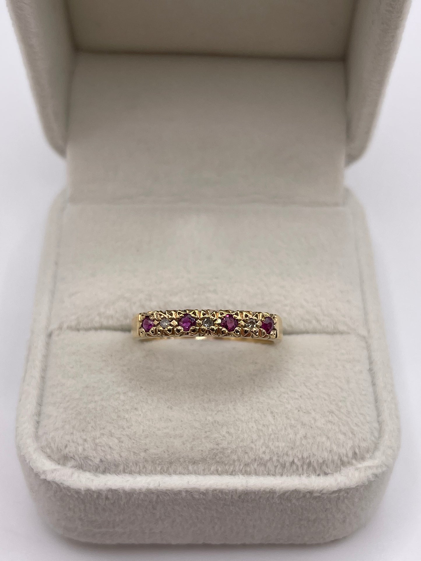 9ct gold ruby and diamond ring