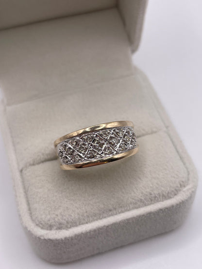 9ct gold diamond cluster ring
