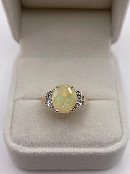 9ct gold opal and zircon ring