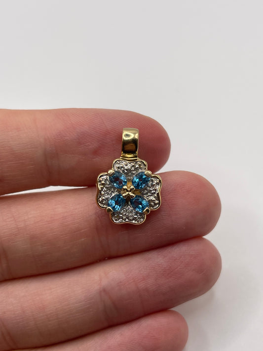 9ct gold topaz and diamond pendant