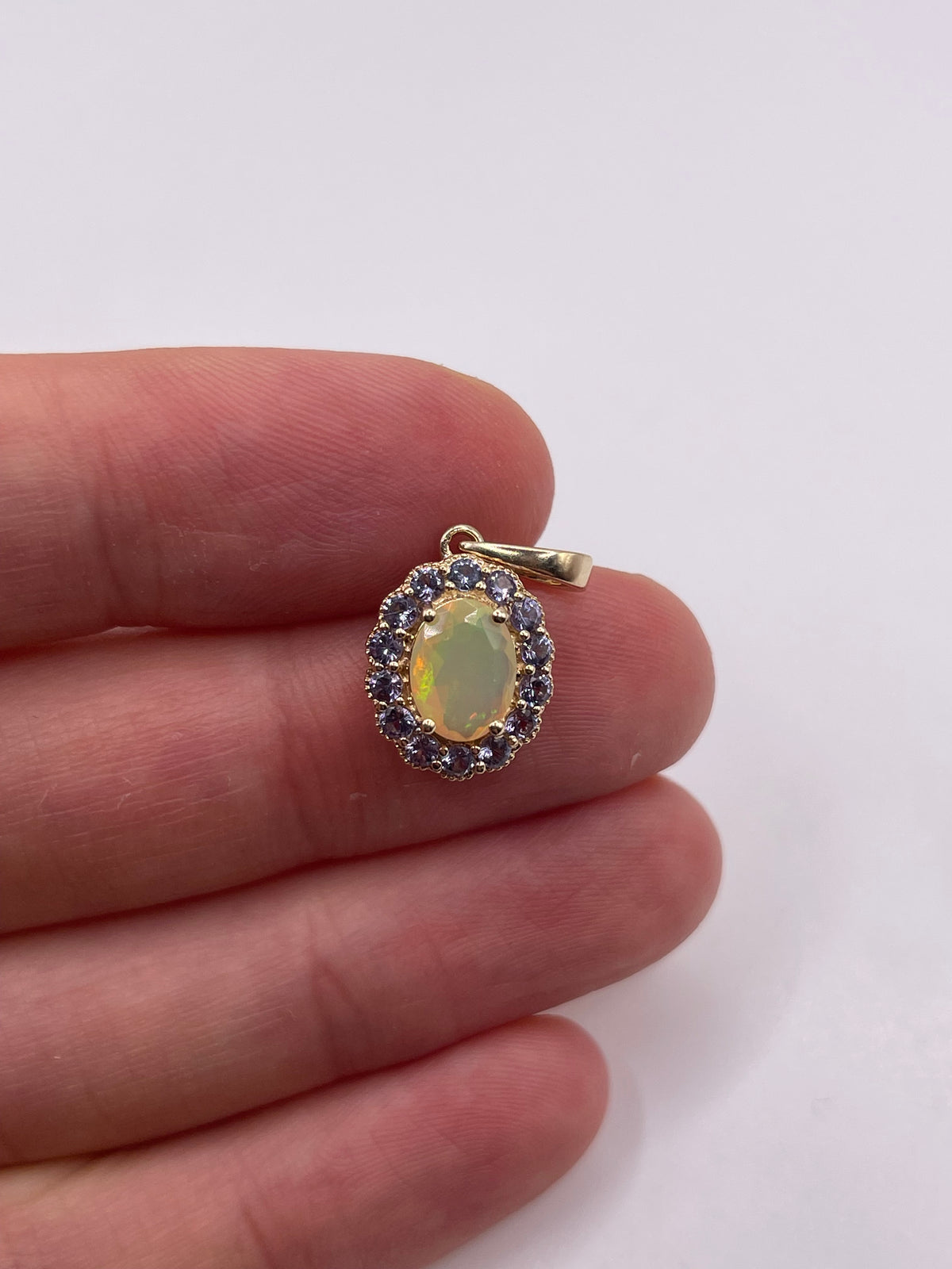 9ct gold opal and tanzanite pendant