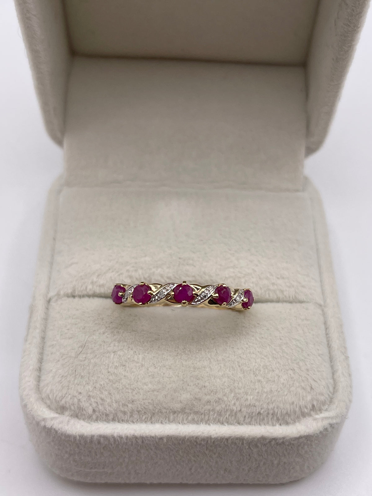 9ct gold ruby and diamond ring