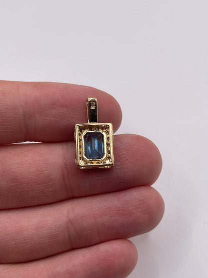 9ct gold topaz and diamond pendant