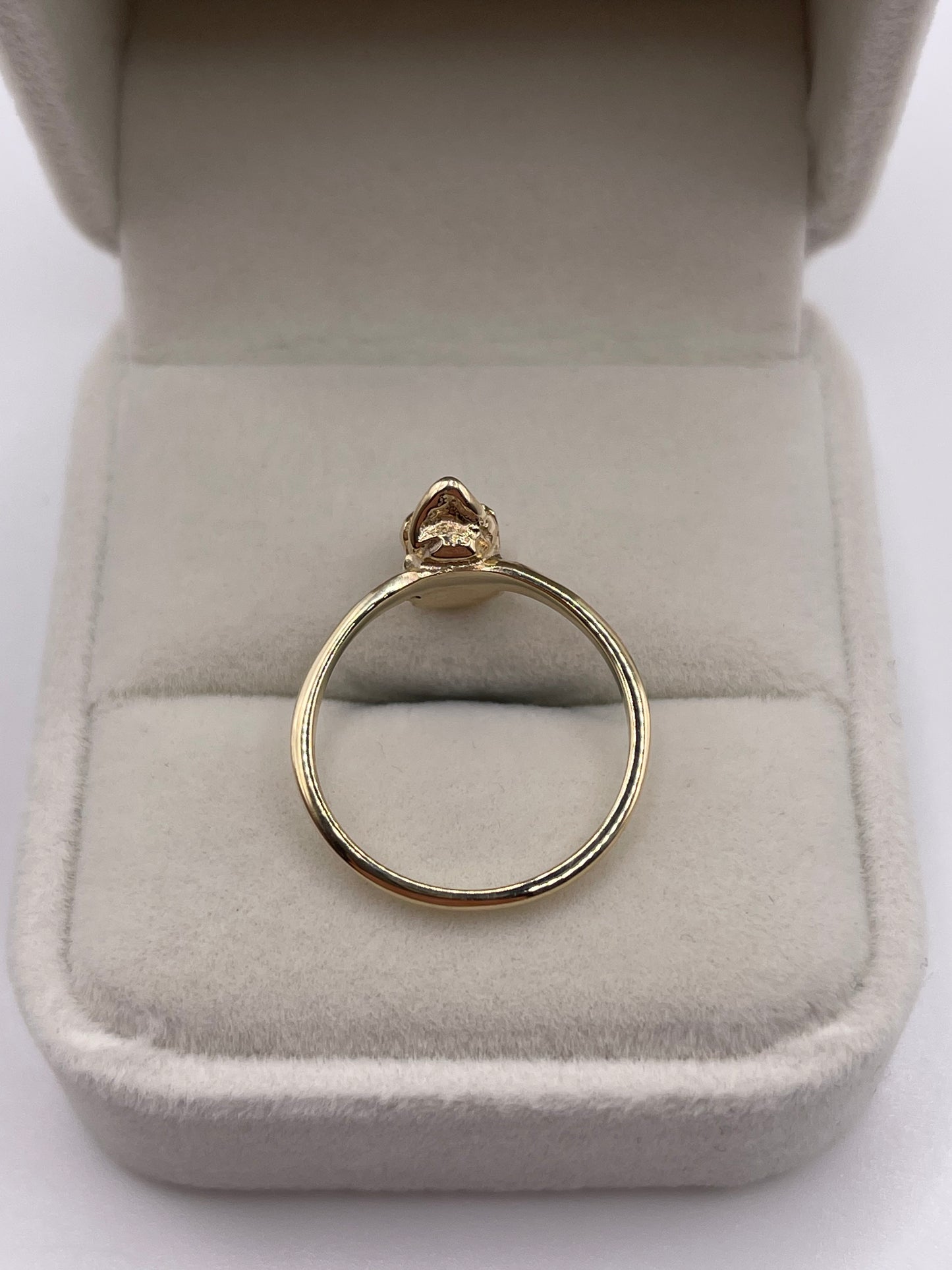 9ct gold skull ring