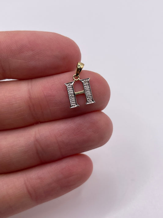 9ct gold diamond initial H pendant