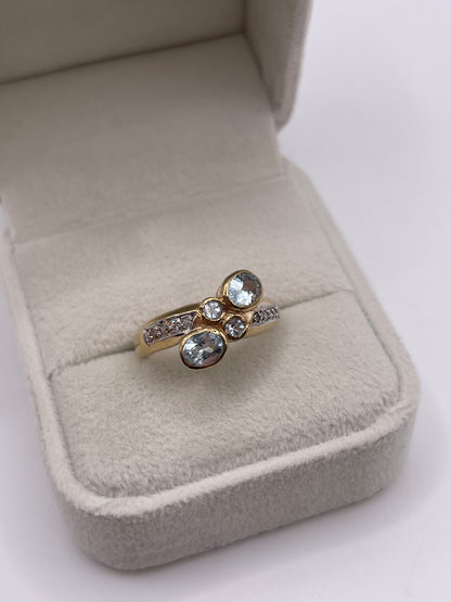 9ct gold topaz and diamond ring