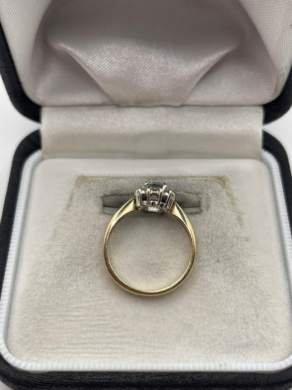 9ct gold aquamarine and diamond ring