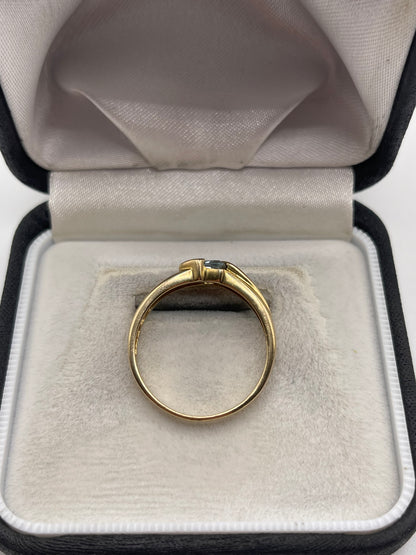 9ct gold topaz ring