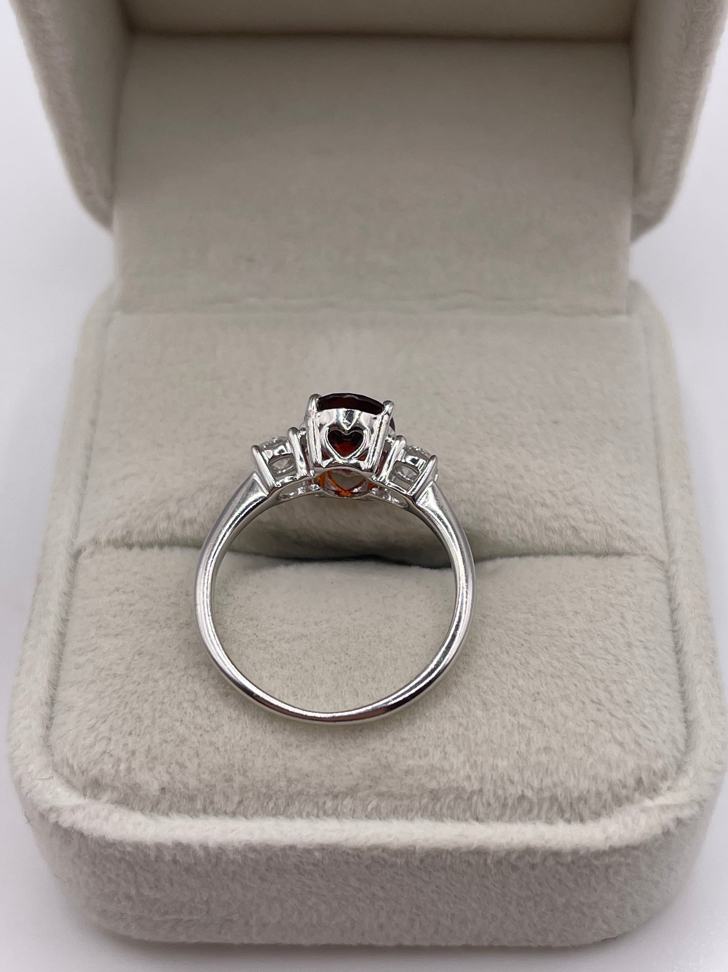 9ct white gold garnet and diamond ring
