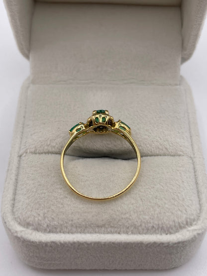 18ct gold emerald and diamond ring