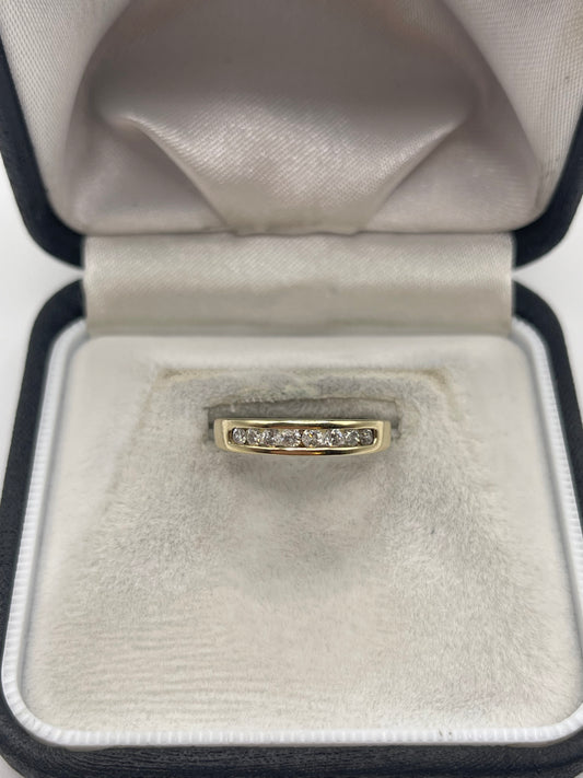 9ct gold diamond ring