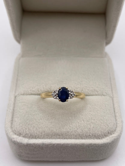 9ct gold sapphire and diamond ring