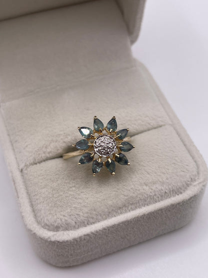 9ct gold alexandrite and zircon ring