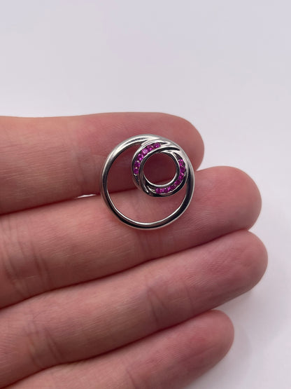 9ct white gold ruby pendant