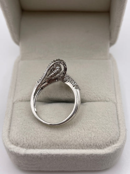 9ct white gold diamond cluster ring
