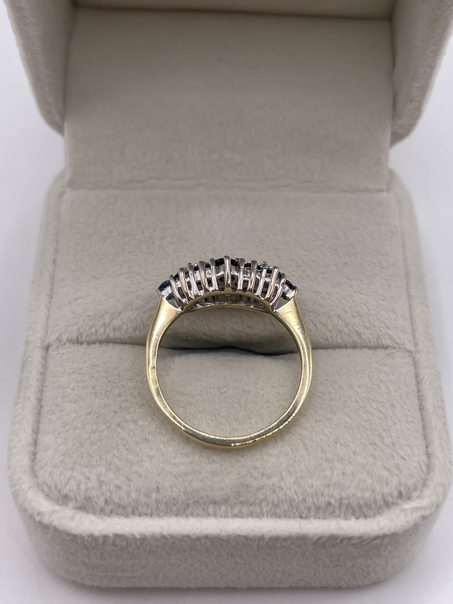 9ct gold sapphire and diamond ring