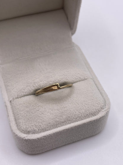 9ct gold ring