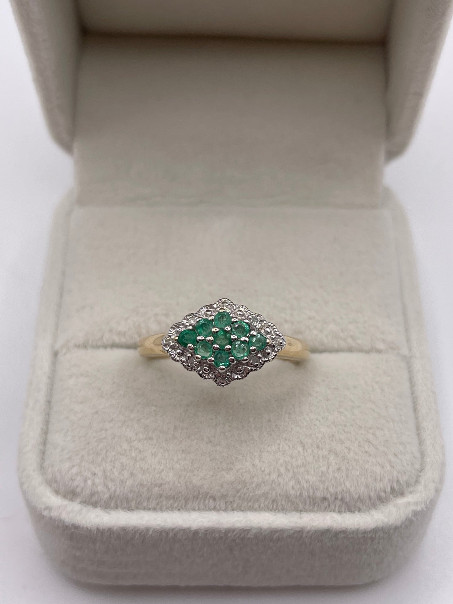 9ct gold emerald and diamond ring