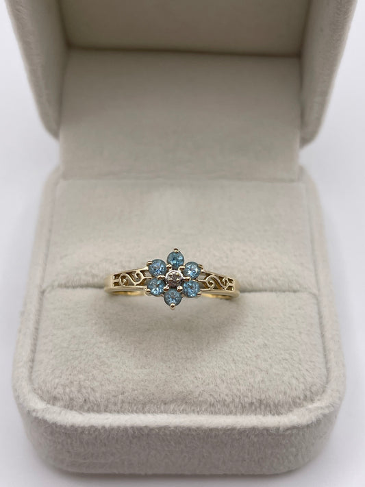 9ct gold topaz and diamond ring