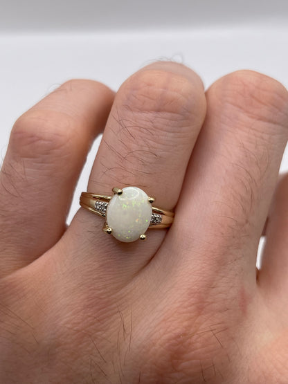 9ct gold opal and diamond ring