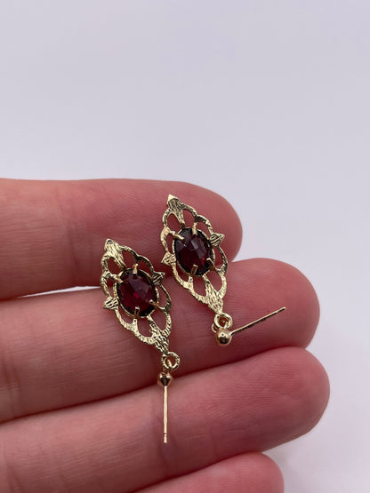 9ct gold garnet earrings