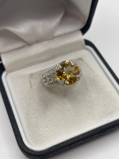 9ct gold citrine and diamond ring