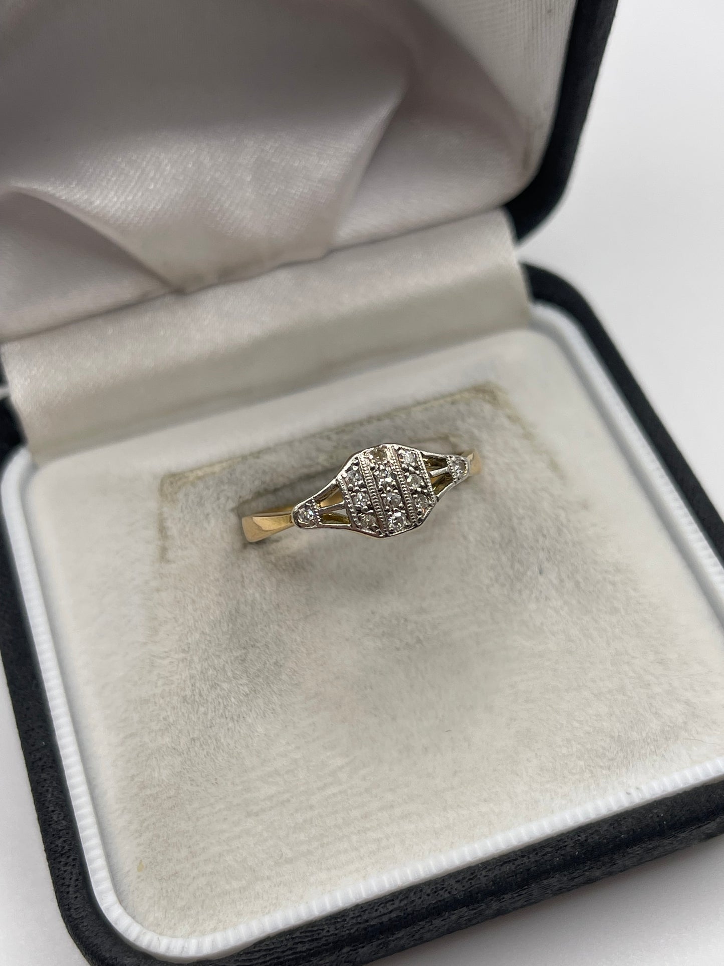 18ct gold platinum diamond ring