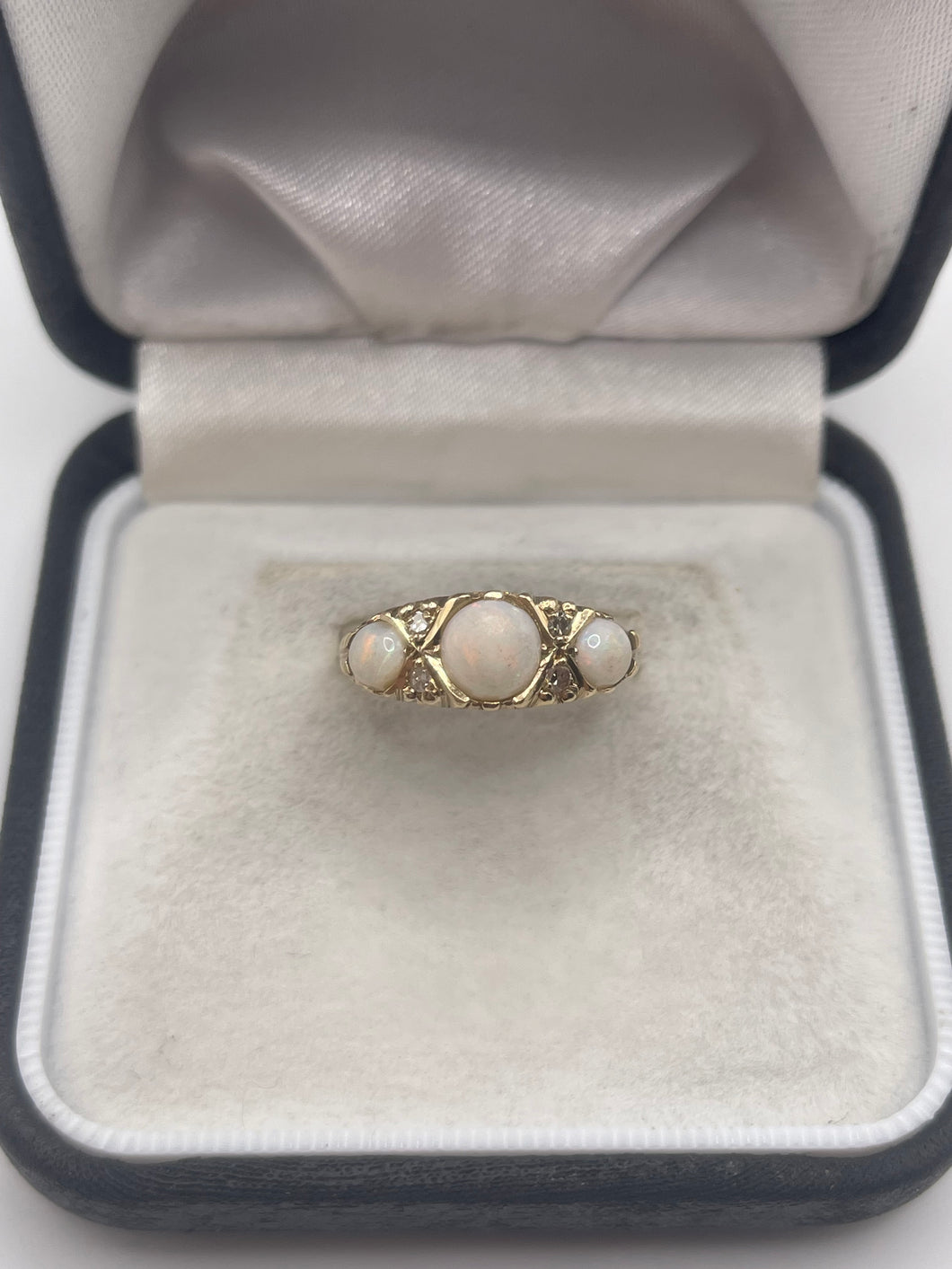 9ct gold opal and diamond ring