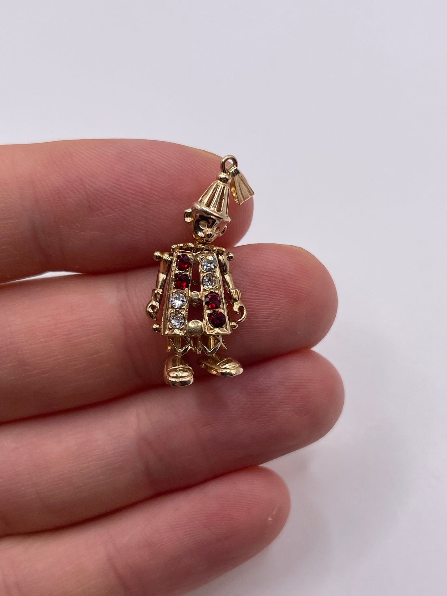 9ct gold garnet and cz clown pendant